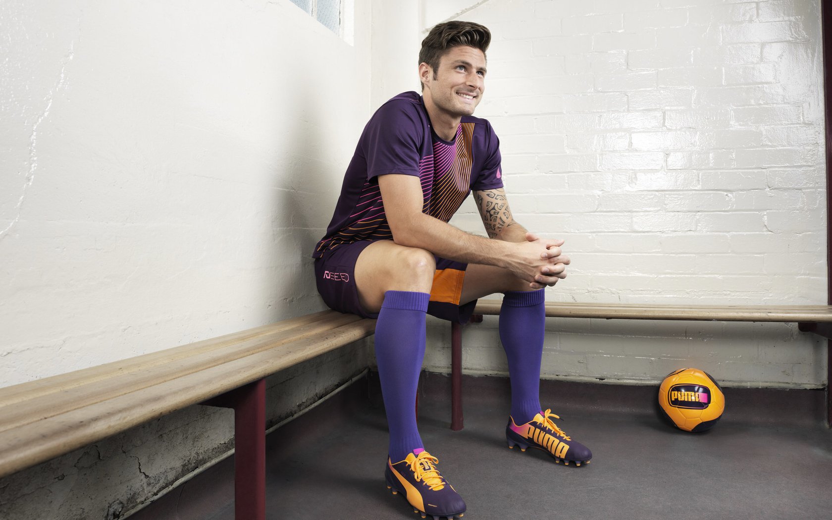 开云体育官方-哈兰德点球与禁区表现数据引媒体热议，哈兰德精选